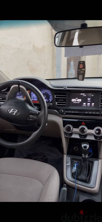 Hyundai Elantra 2020