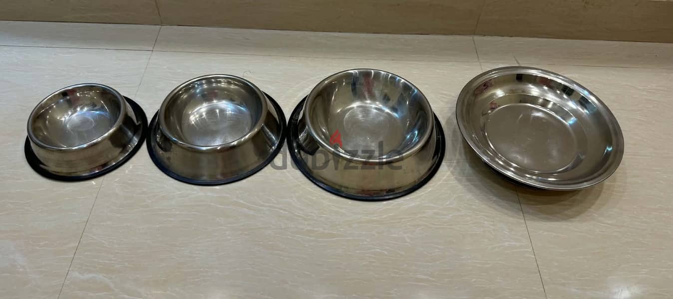 اغراض قطط كلاب مستعمله Used cat dog supplies 5-10 sr 5