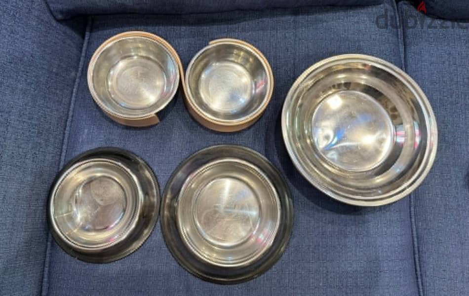 اغراض قطط كلاب مستعمله Used cat dog supplies 5-10 sr 12