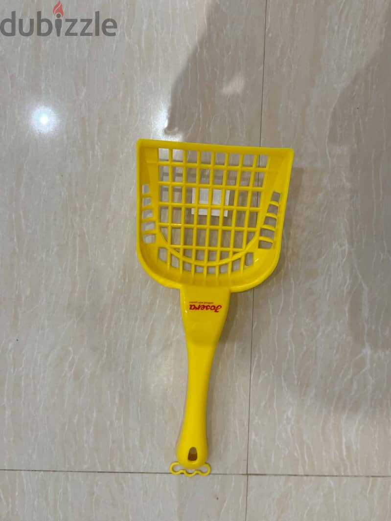 اغراض قطط كلاب مستعمله Used cat dog supplies 5-10 sr 17