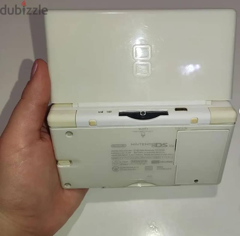 Nintendo Dsi Lite Excellent Condition With Charger 4