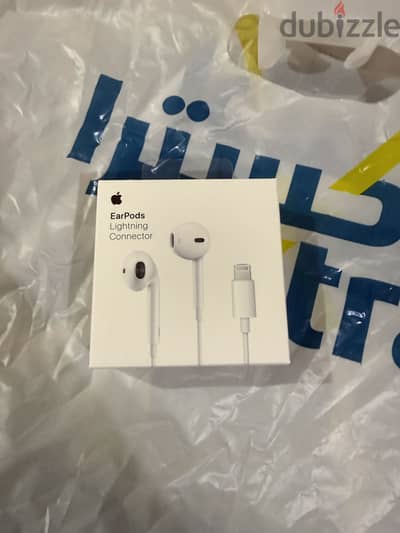 EarPods with lightning connector