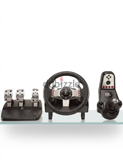 طقم عجلة قيادة Logitech G27 مستعمل مع ناقل حركة 6 سرعات ودواسات ثلاثية