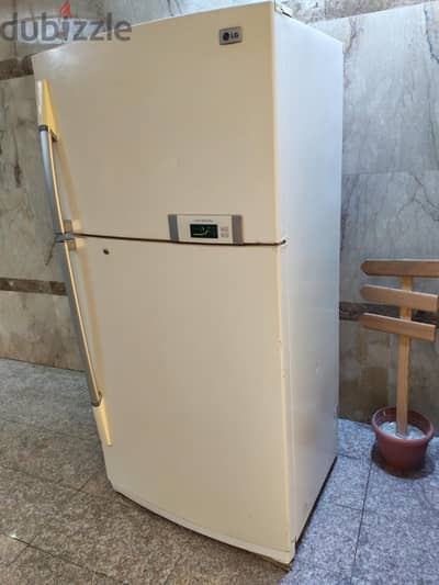 LG refrigerator