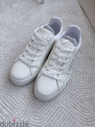 ALDO White Sneakers – New – Size 40