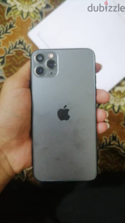 Iphone 11 Pro Max, slightly used