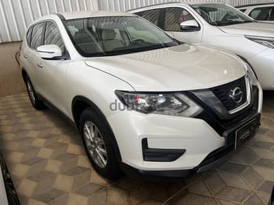 Nissan X-Trail SV Plus 2021 .