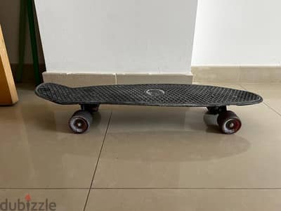 Black Cruiser Skateboard / Penny-Style Board