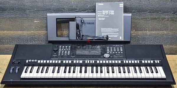 Yamaha PSR-S975 Keyboard