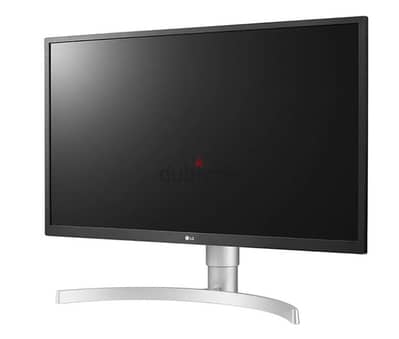 2× LG 27” 4K UHD IPS Monitors (27UL550-W)