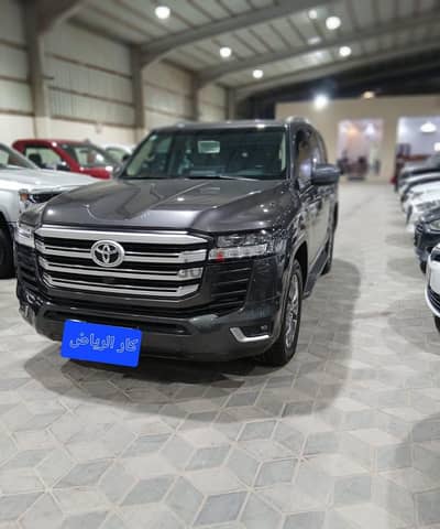 2023 تويوتا لاندكروزر  Toyota Land Cruiser 2023