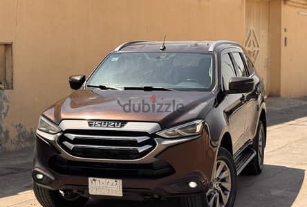 إيسوزو MUX 2022 بحالة ممتازة | Excellent Isuzu MUX 2022
