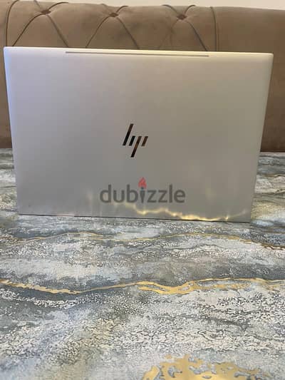HP Envy - Core i7 8th - 16gb Ram - 2gb Nvidia - 17" Touch Display