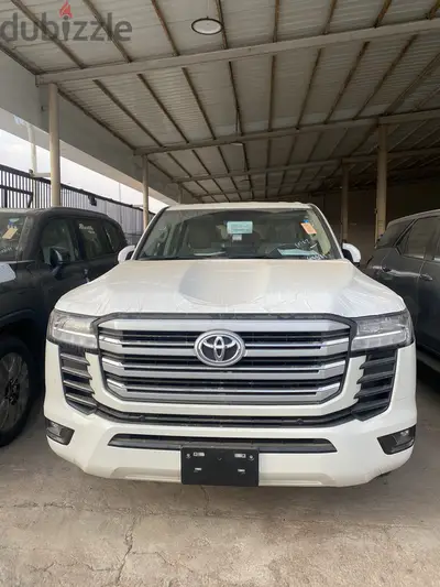Toyota Land Cruiser 2026 GXR 1