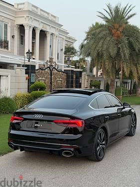 Audi 100 2022