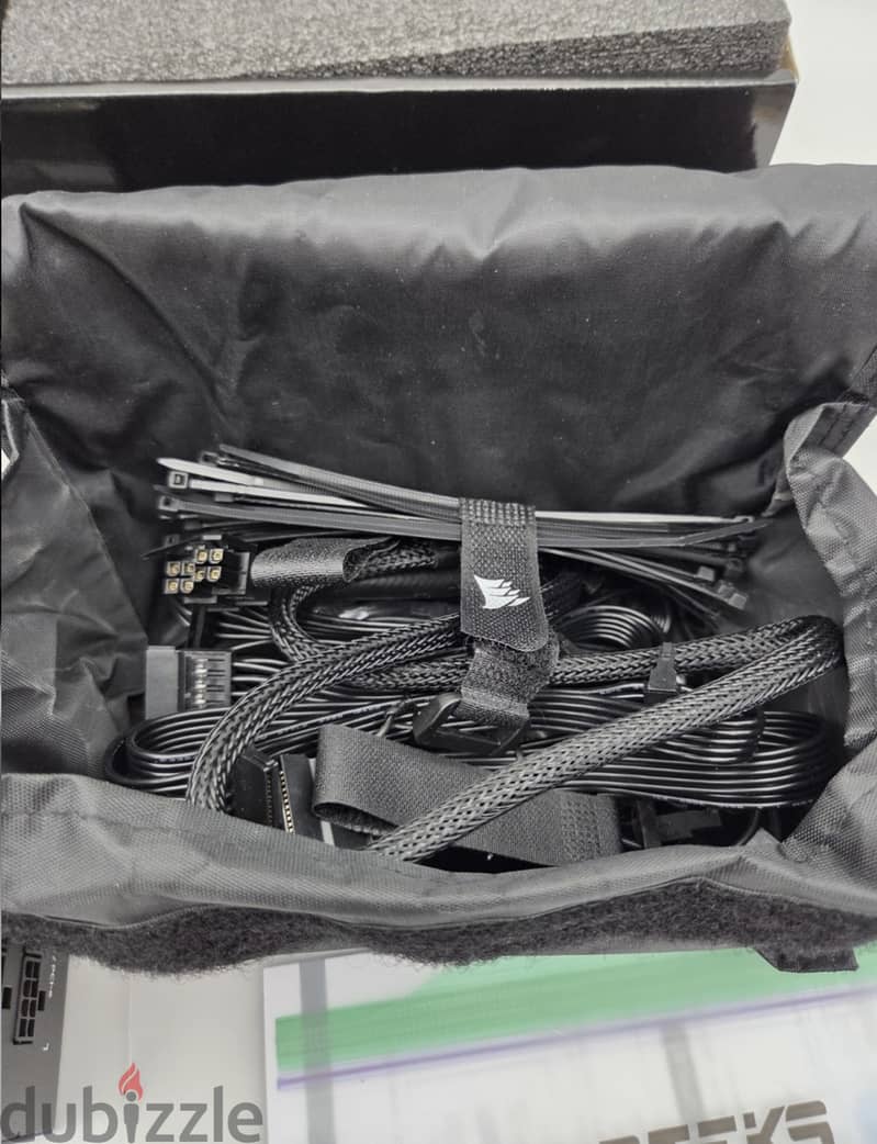 Phanteks Revolt Pro 1000W 80PLUS Gold Fully Modular PSU Power Supply 2