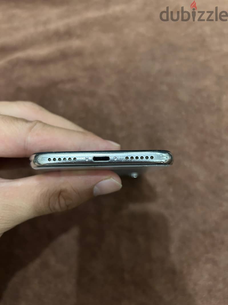 Apple - iPhone X 64gb Good working 4