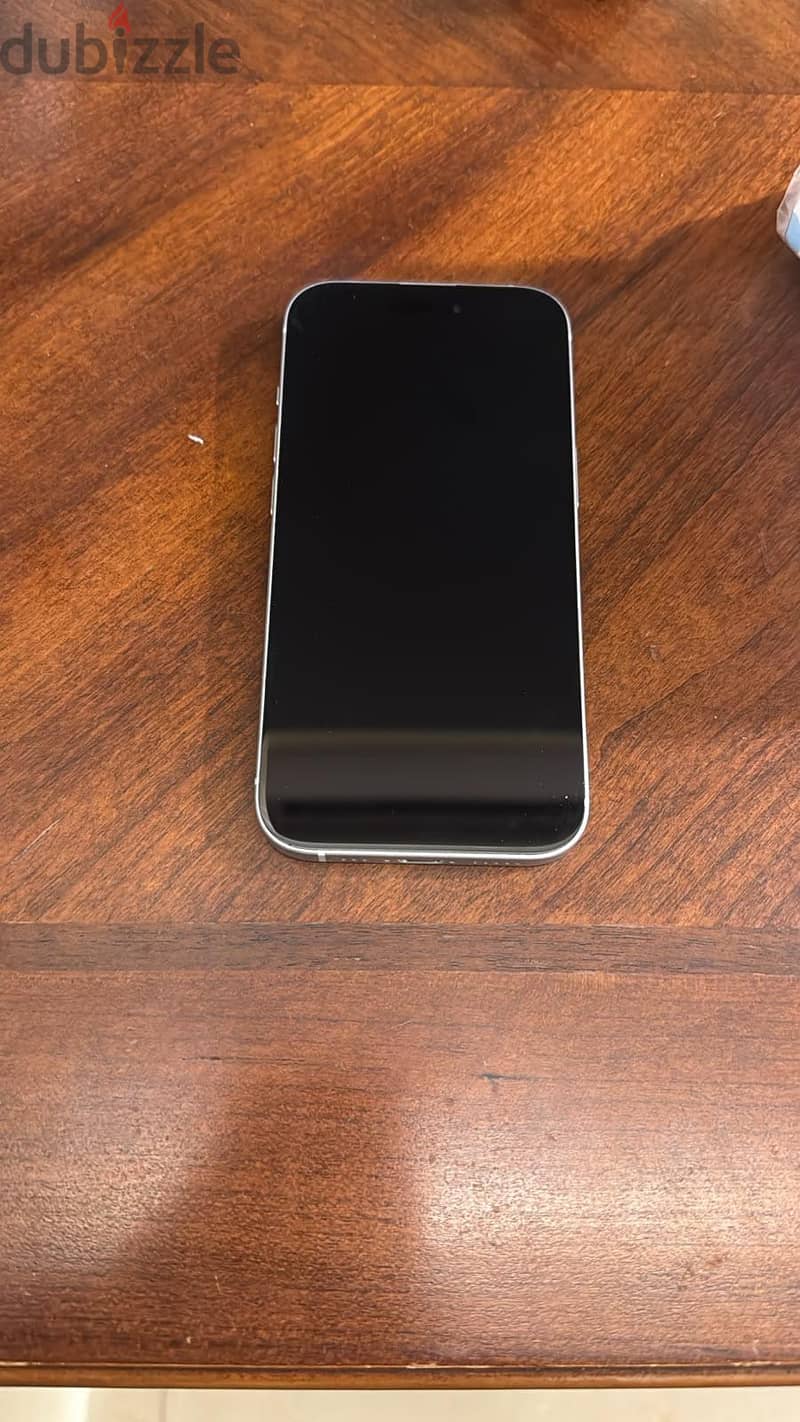 Apple iPhone 15 256GB - White Excellent Condition, No Scratches 2