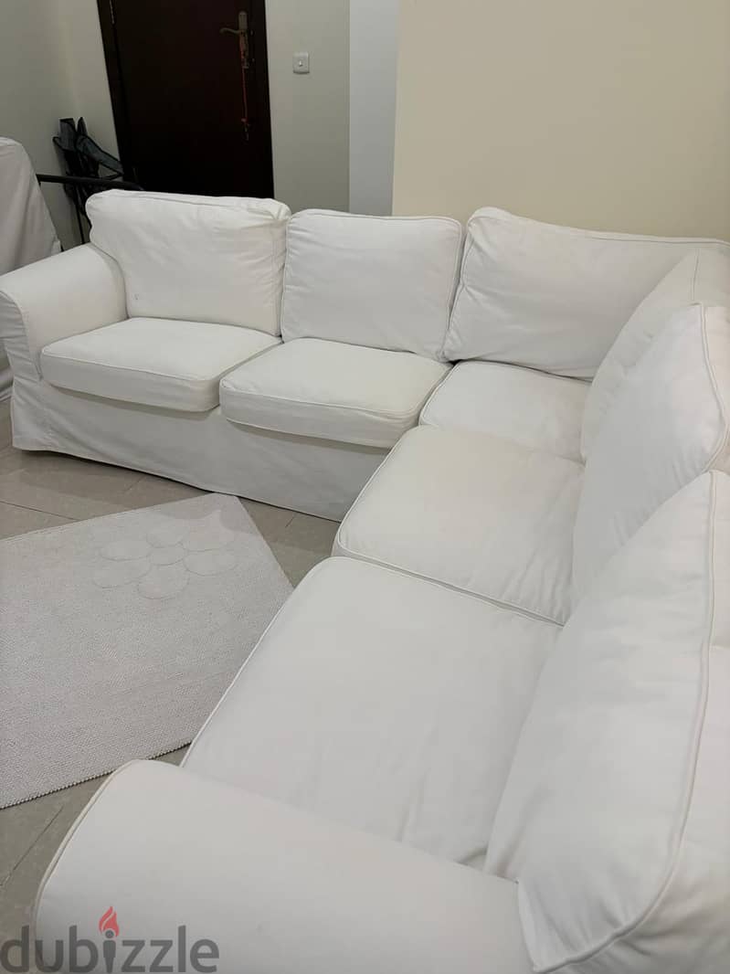 IKEA Brand Sofa   أريكة من علامة "إيكيا" التجارية 3