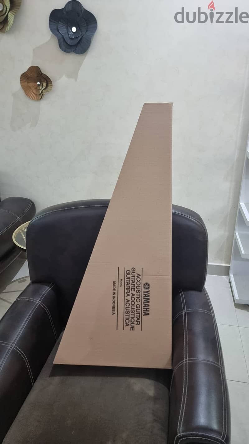 Guitar Yamaha 1