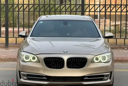 بي ام دبليو 730 2014