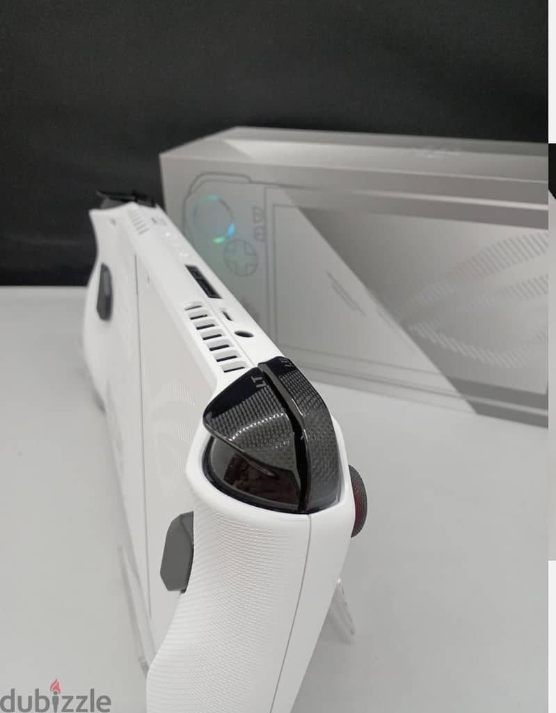 ASUS ROG Ally RC71L 16GB 512GB 4