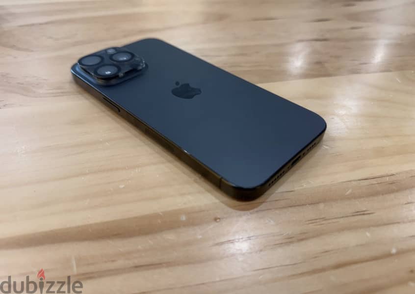 Apple - iPhone 15 Pro Max 3