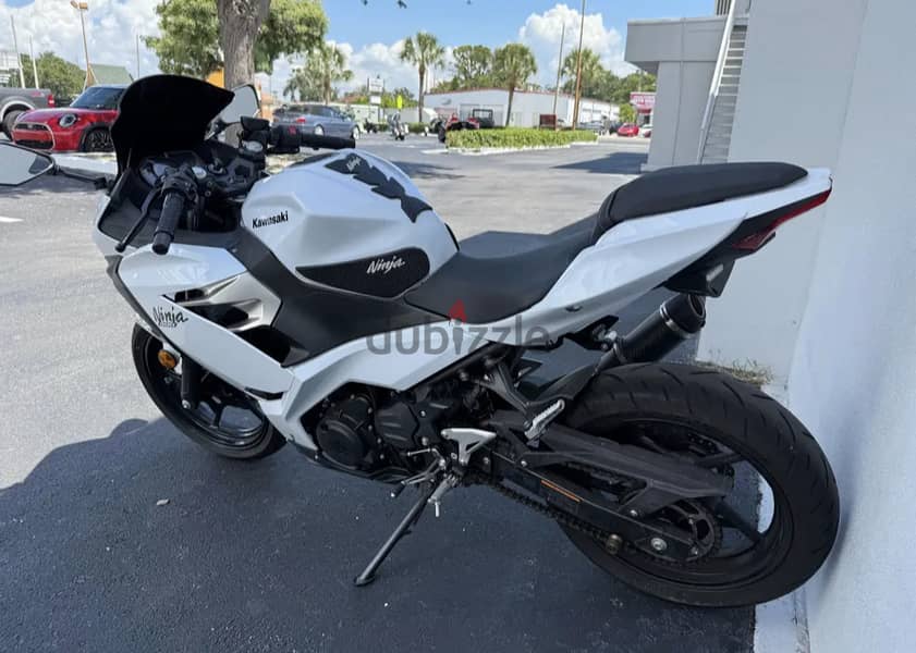 2020 Kawasaki Ninja 400 available +44 7507 647630 1