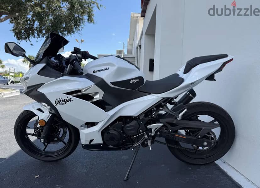 2020 Kawasaki Ninja 400 available +44 7507 647630 2