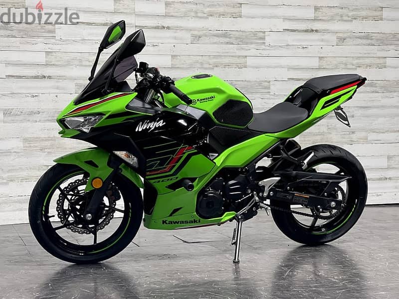 2023 Kawasaki Ninja 400 available +44 7507 647630 2
