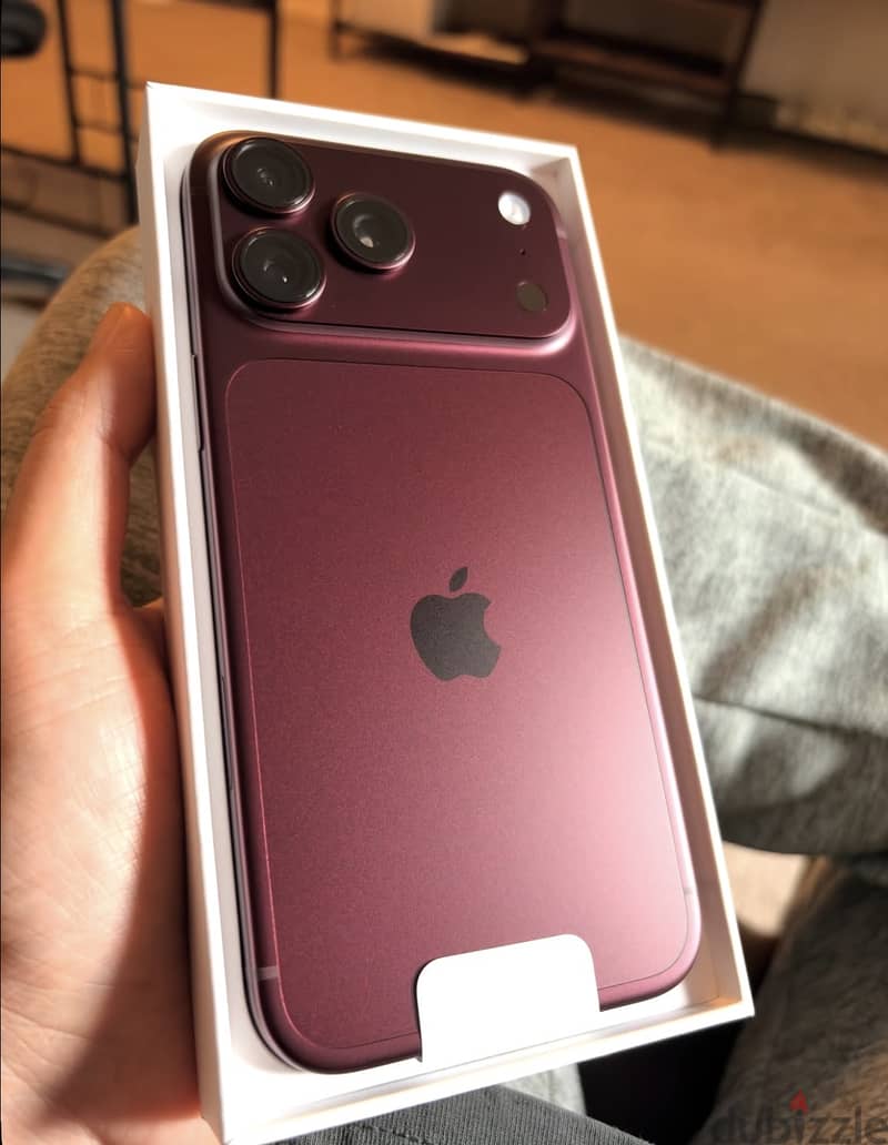 Apple iPhone 18 pro max 1