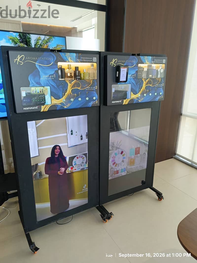 Perfumes Spray Vending Machine 1