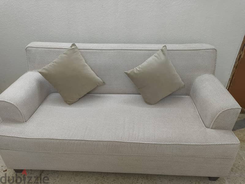 SOFA FOR SALE . . . NEW  2 MONTH AGO 3