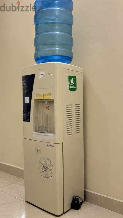 Freestanding Water Dispenser