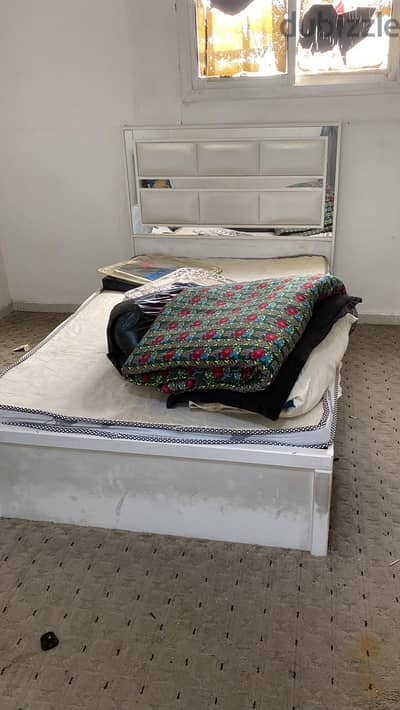 دينا طش اثاث قديم بالرياض 0507236883