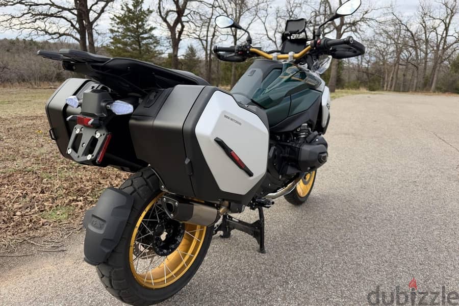 2024 BMW R1300GS  (971589430760) 1