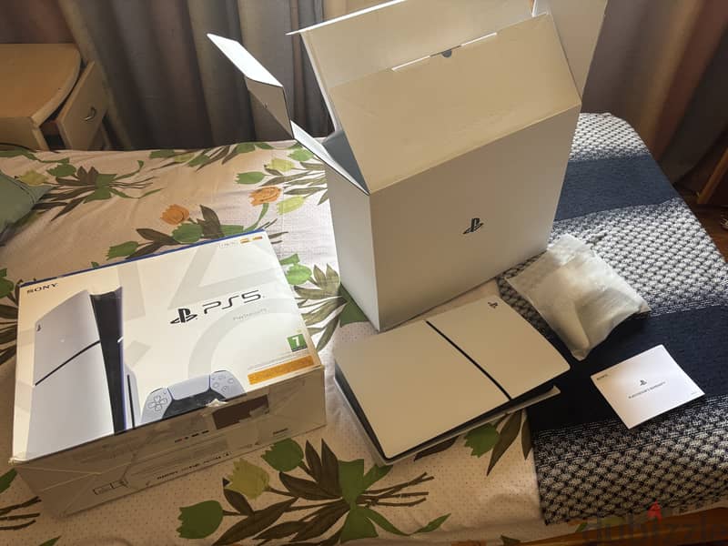 Ps5 SLIM FOR SALE 2