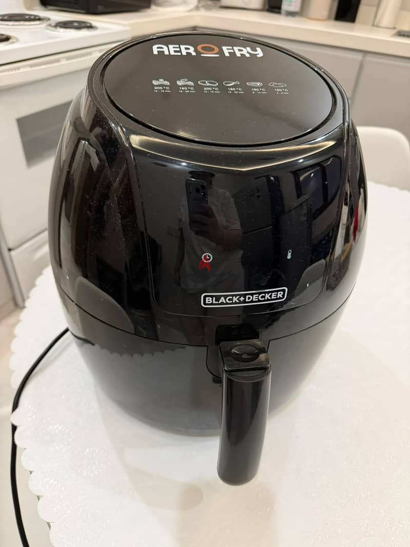 Black+Decker Aerofry Digital Air Fryer + Egg Cooker for 6 4