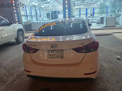 Hyundai Elantra 2015