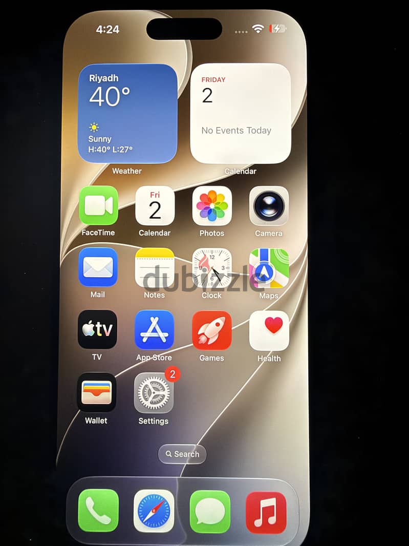 iPhone 17 Pro never been used. 4