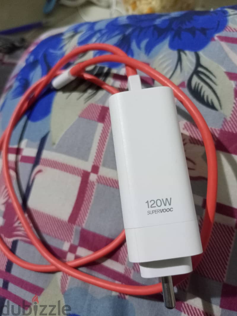 Device: OnePlus 15 Ram: 16 Rom: 512 2