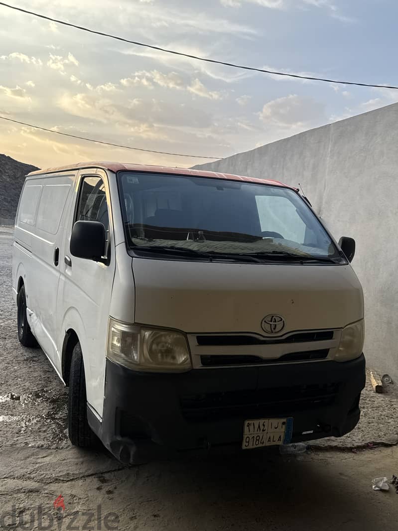 Toyota hiace diesel 2011 2