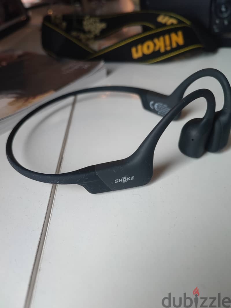 EARBUDS HEADPHONES SONY APPEL JBL  سماعات ماركات عالميه أصلية 11