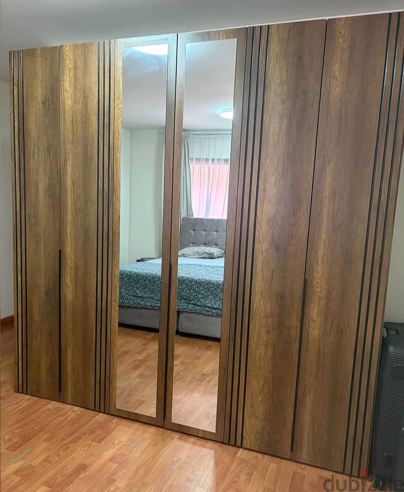 Modern Stylish Wardrobes all Sizes Available in Jeddah 4