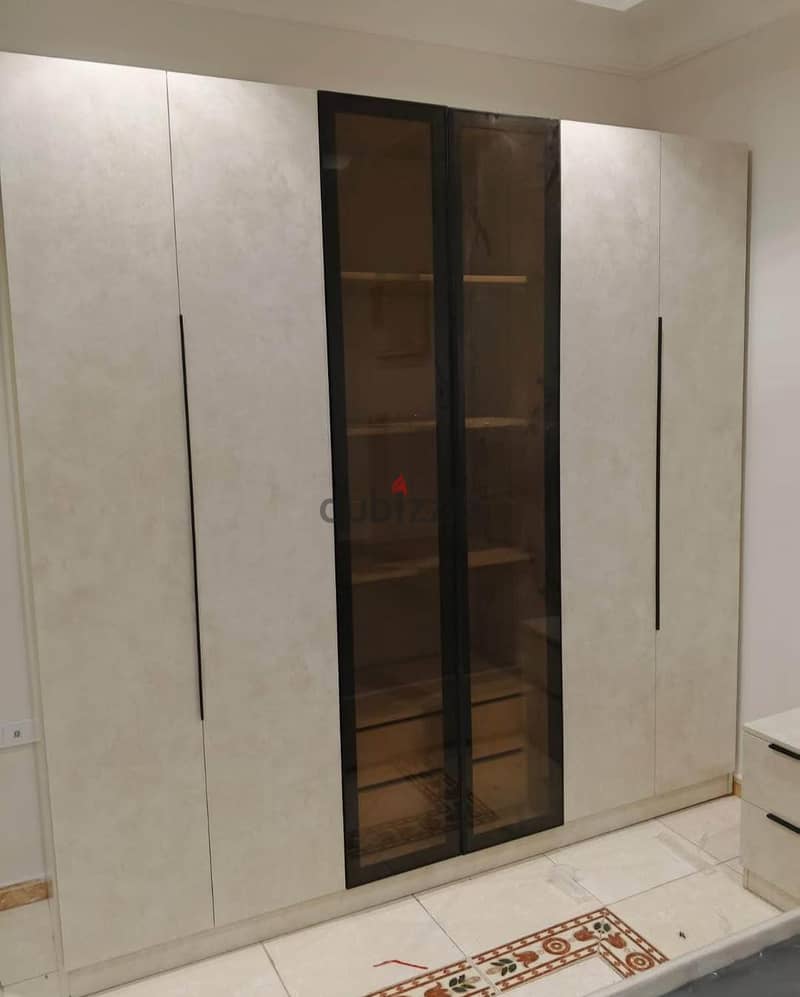 Modern Stylish Wardrobes all Sizes Available in Jeddah 9