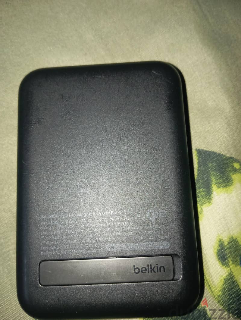 wireless power bank same to new 1