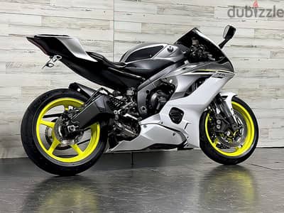 2017 Yamaha R6  (971589430760)