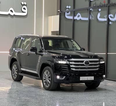 تويوتا لاندكروزر GXR-L4 دبل ديزل 2025 ممشى 6 الف فقط
