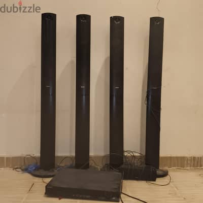 Sony speaker set.