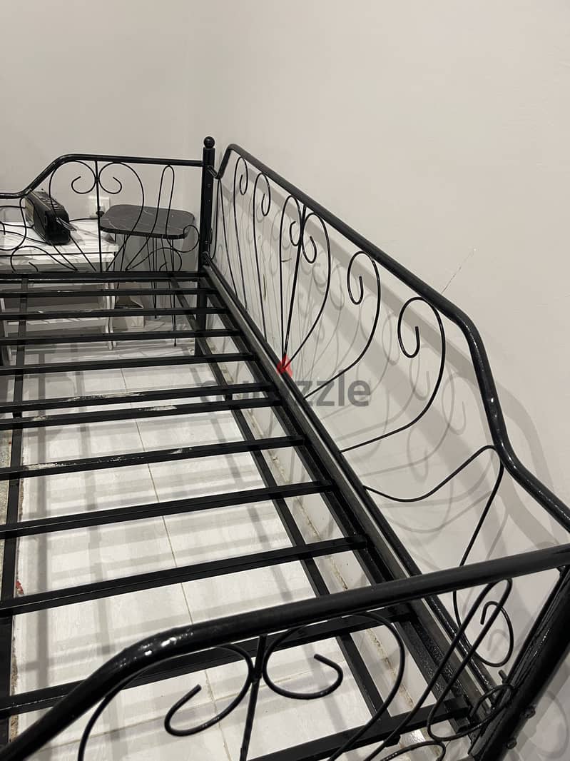 أغراض مستعملة 9
